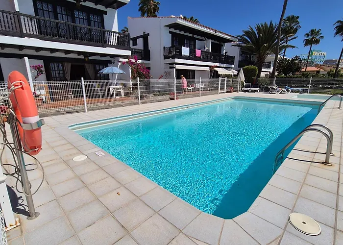 8i Ocean Front Playa 4 アパート *